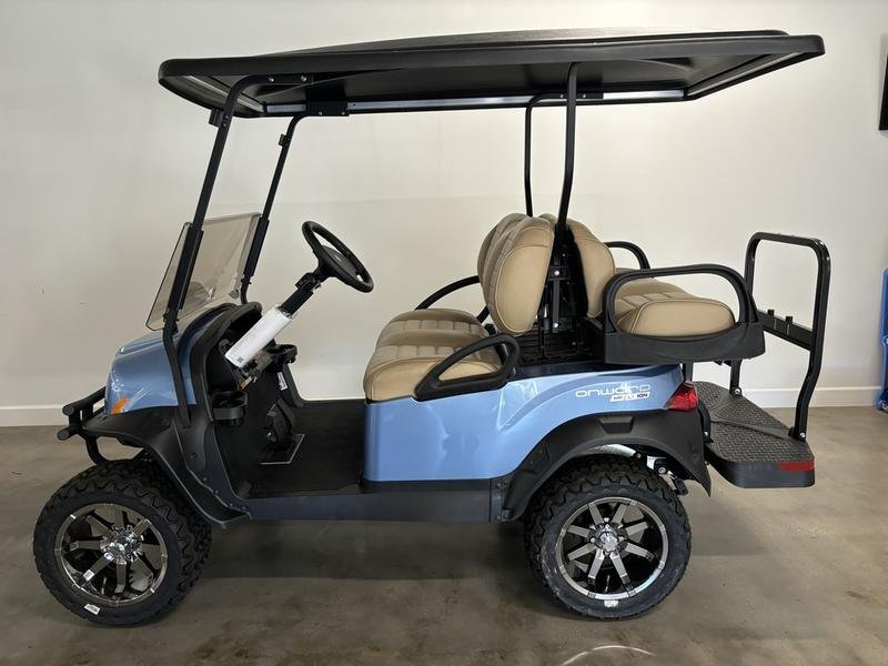 2023 Club Car® Onward® Lifted 4 Passenger HP Lithium 2023 Club Car® Onward® Lifted 4 Passenger HP Lithium