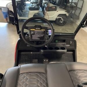 2022 tomberlin™ e merge e6 le e6 w/ rear facing seat